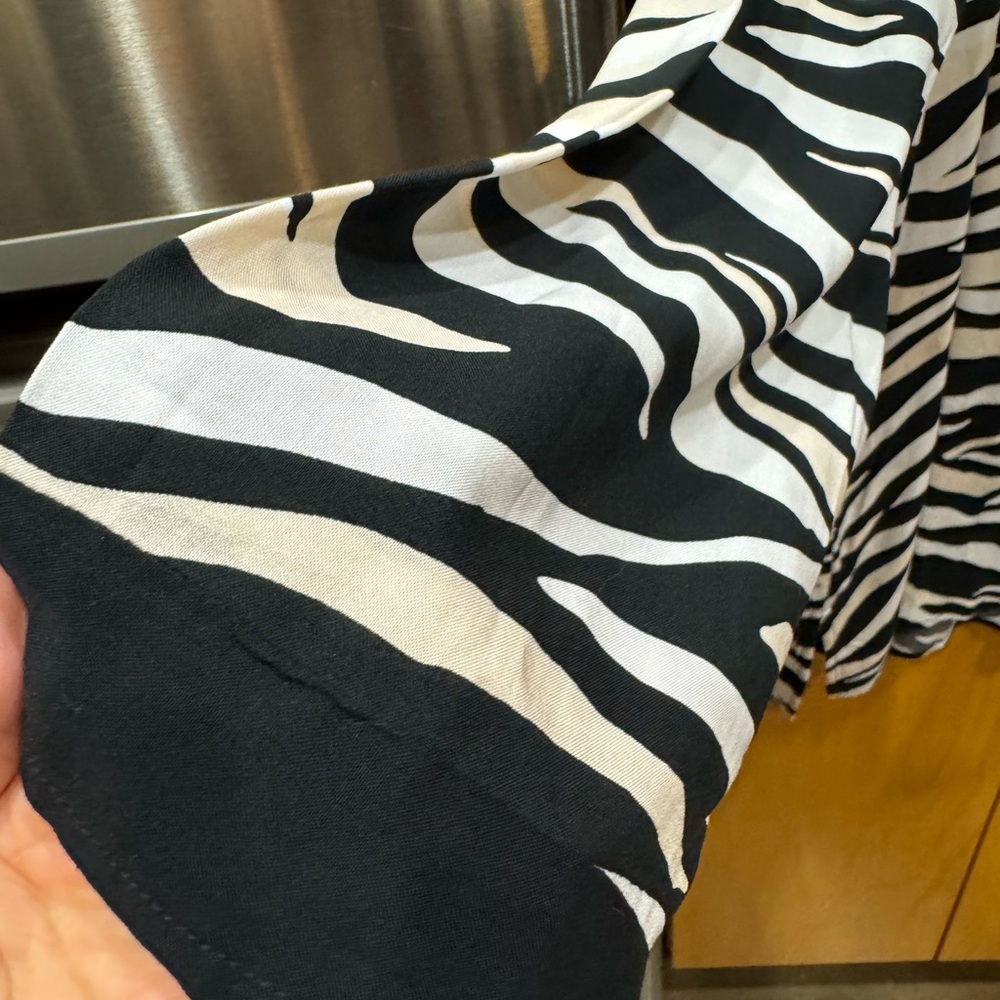 La Blanca Zebra Swim Cover Up - Picture 3 of 9
